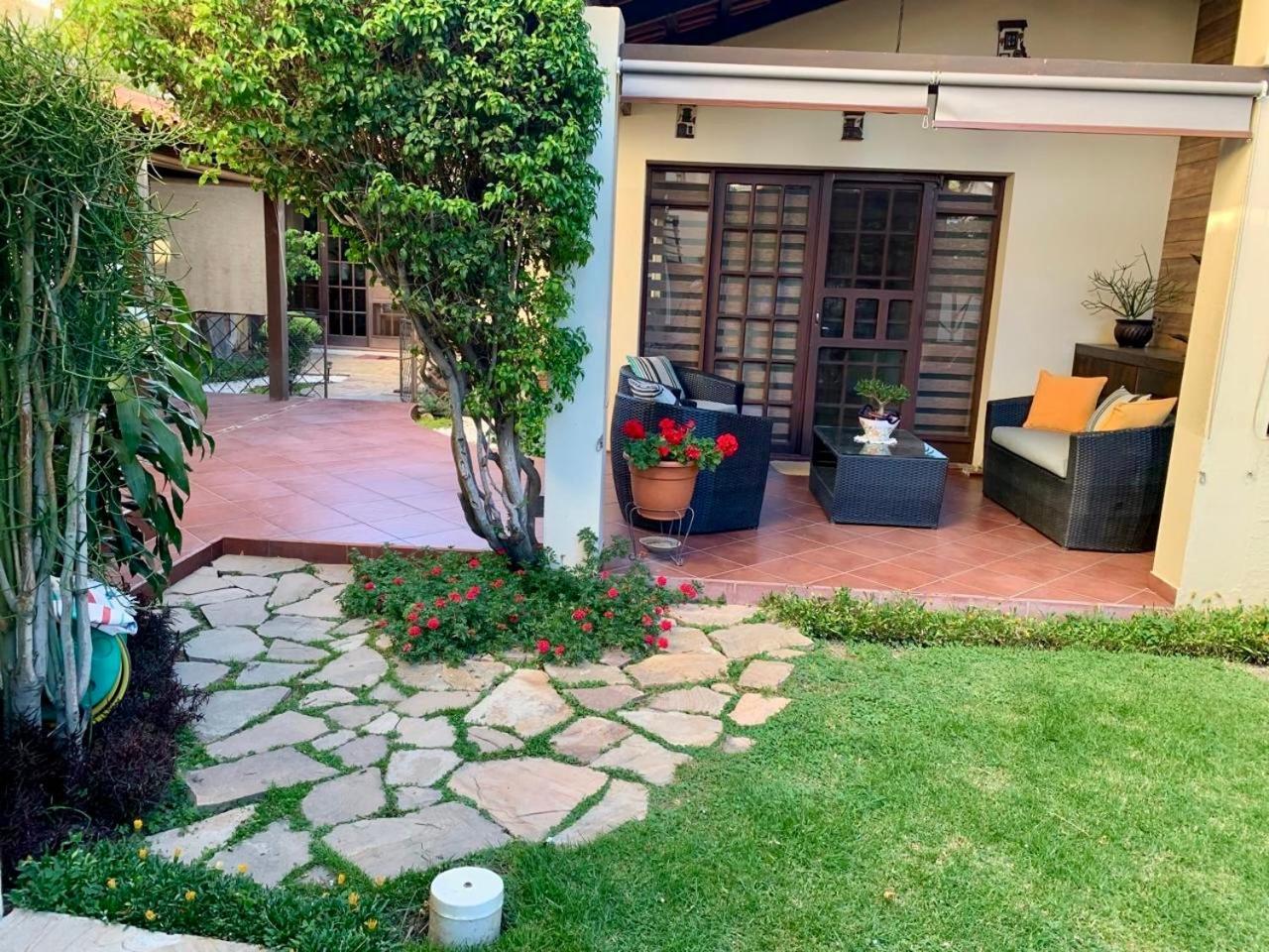 Apartamento Con Jardin Cochabamba Eksteriør bilde
