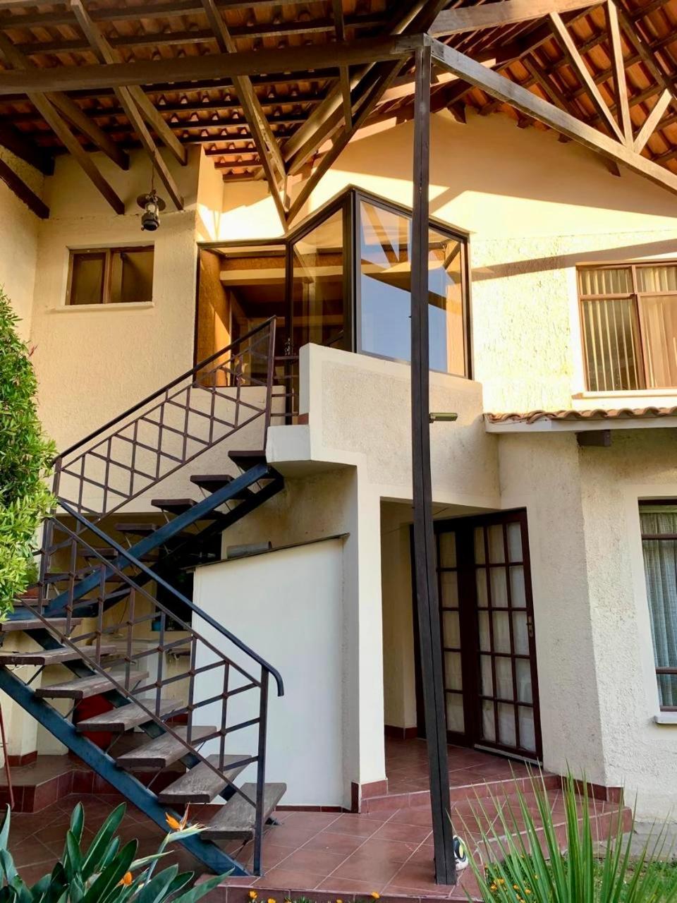 Apartamento Con Jardin Cochabamba Eksteriør bilde