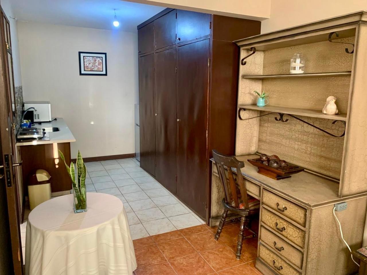 Apartamento Con Jardin Cochabamba Eksteriør bilde