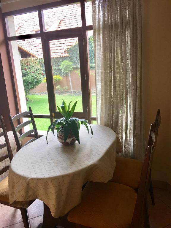 Apartamento Con Jardin Cochabamba Eksteriør bilde